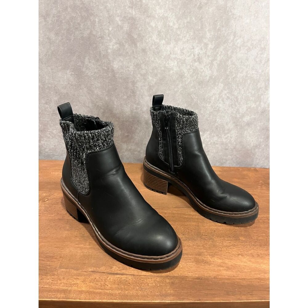 SM New York Viola Black Ankle Boots with Gray Knit Cuff size 6